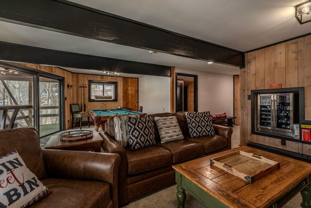 24 Sugarbush Drive, Winhall, VT 05340