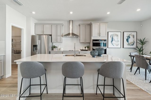 102 BUCCANEER Place, Palm Coast, FL 32164