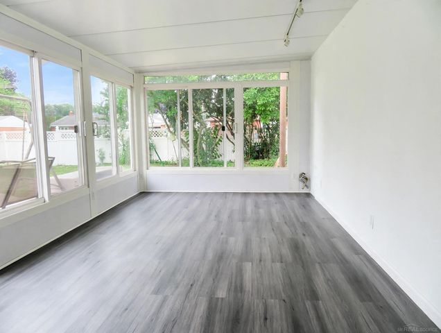 36714 Kimberly Street, Clinton Twp, MI 48035