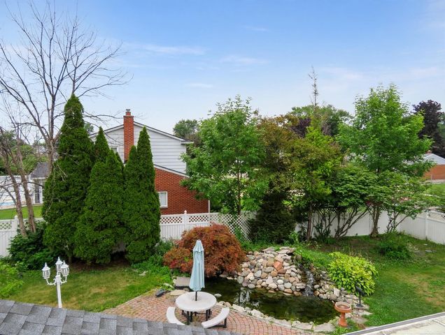 36714 Kimberly Street, Clinton Twp, MI 48035
