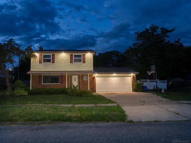36714 Kimberly Street, Clinton Twp, MI 48035