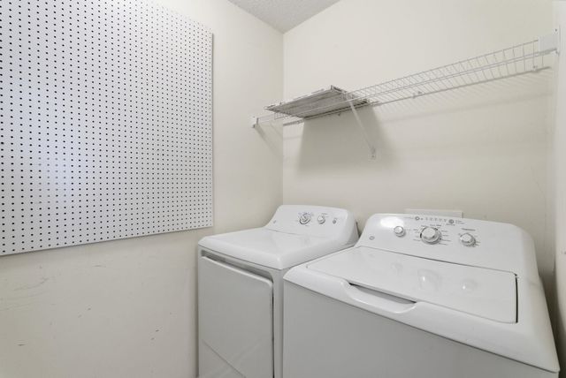 300 Country Manor Dr Unit B, Conway, SC 29526