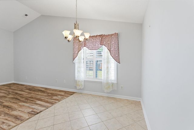 300 Country Manor Dr Unit B, Conway, SC 29526