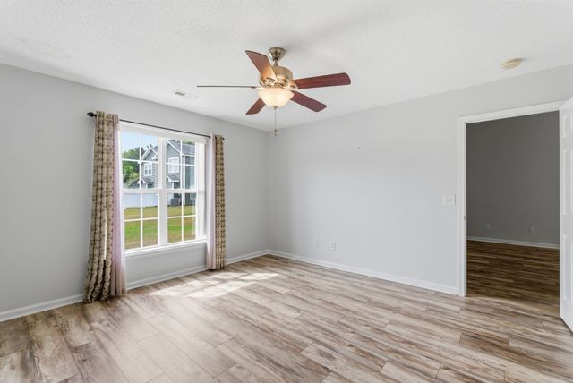 300 Country Manor Dr Unit B, Conway, SC 29526