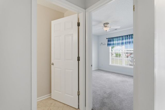 300 Country Manor Dr Unit B, Conway, SC 29526