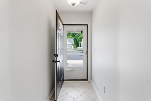 300 Country Manor Dr Unit B, Conway, SC 29526