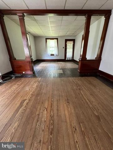 792 E CEDARVILLE RD, Pottstown, PA 19465