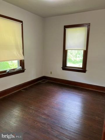 792 E CEDARVILLE RD, Pottstown, PA 19465