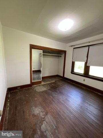 792 E CEDARVILLE RD, Pottstown, PA 19465