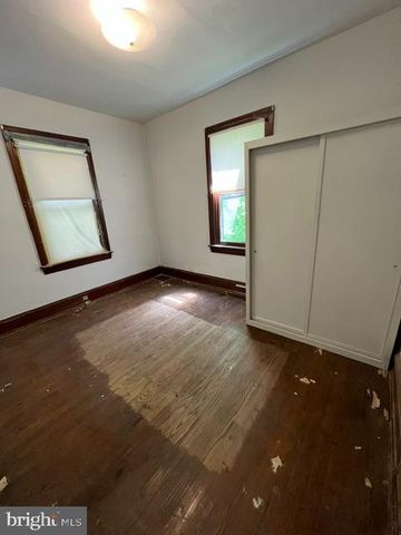 792 E CEDARVILLE RD, Pottstown, PA 19465
