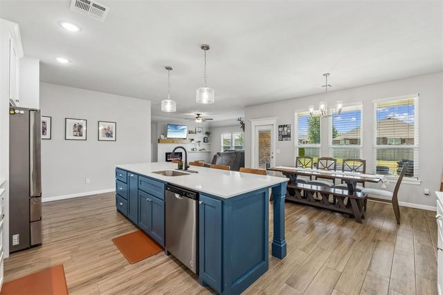 512 Cantebury Drive, Tuttle, OK 73089
