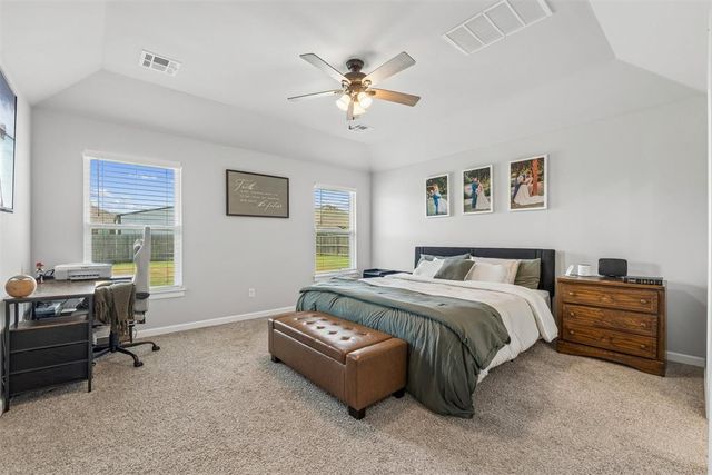 512 Cantebury Drive, Tuttle, OK 73089