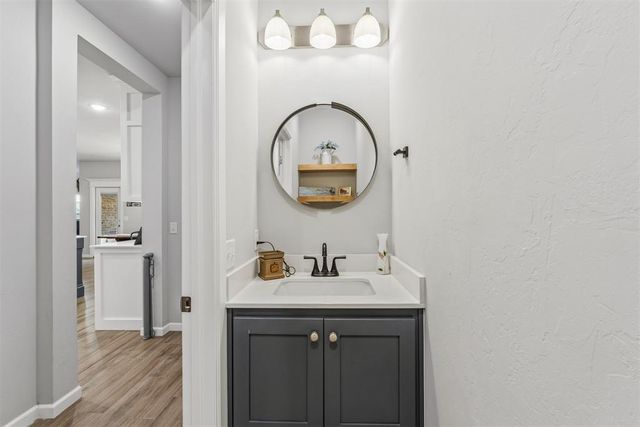 512 Cantebury Drive, Tuttle, OK 73089