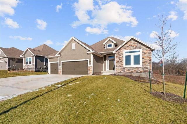 7012 NE 102nd Court, Kansas City, MO 64156