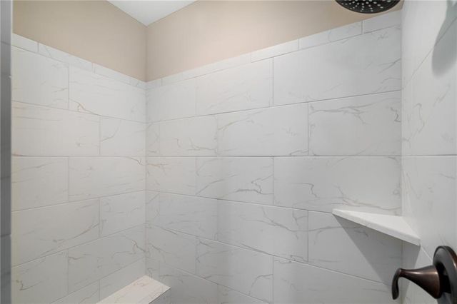 7012 NE 102nd Court, Kansas City, MO 64156