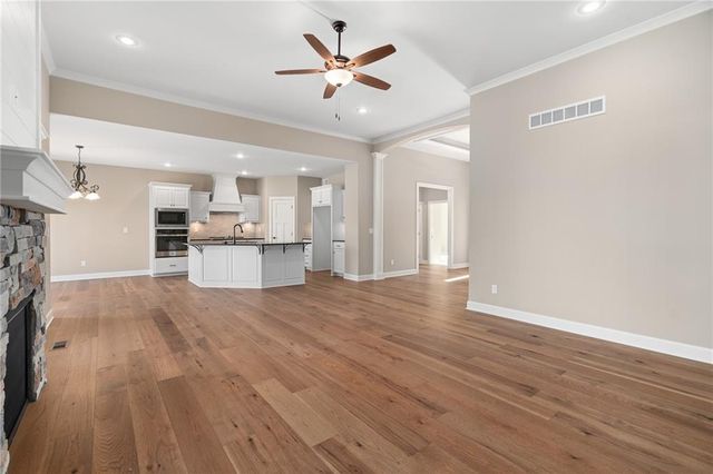 7012 NE 102nd Court, Kansas City, MO 64156