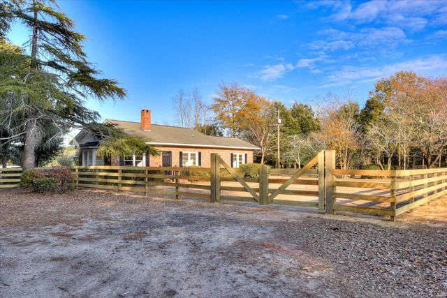 126 Mosley Road, Aiken, SC 29801