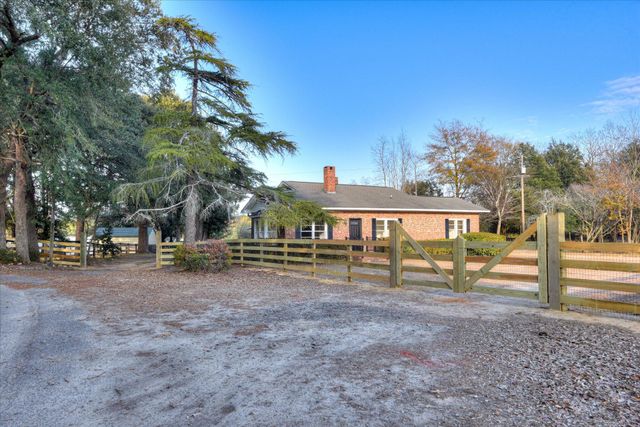 126 Mosley Road, Aiken, SC 29801