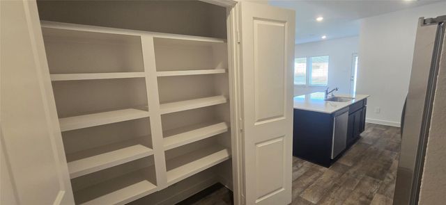 1706 Stelvio Pass Drive, Richmond, TX 77406