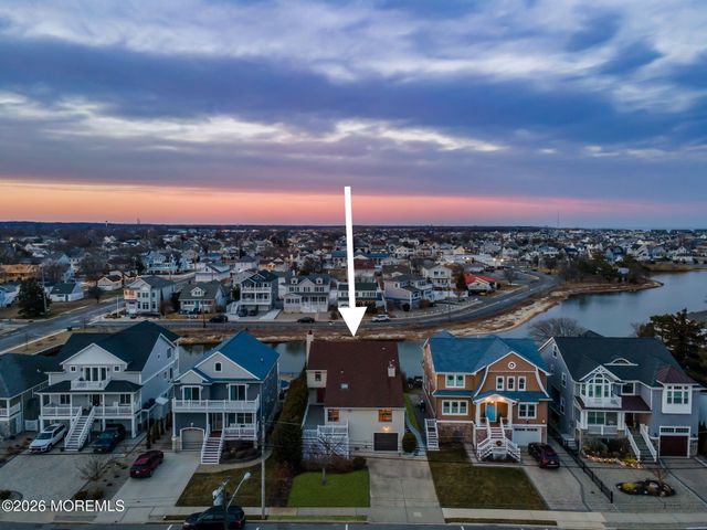 211 Forman Avenue, Point Pleasant Beach, NJ 08742