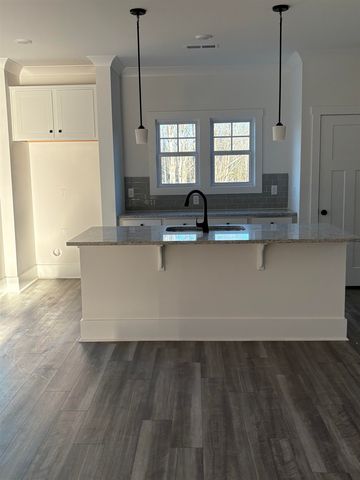 5081 Sunnycreek Drive, Boiling Springs, SC 29316