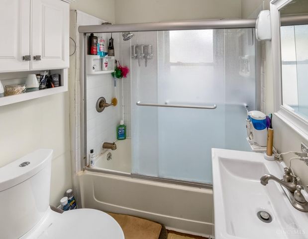 4024 Marburg Avenue, Cincinnati, OH 45209