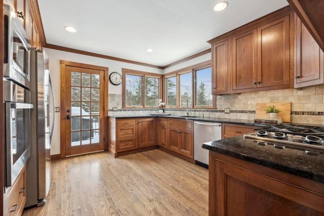 108 North Hill Road, Stowe, VT 05672