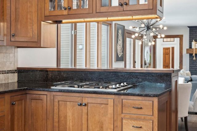 108 North Hill Road, Stowe, VT 05672