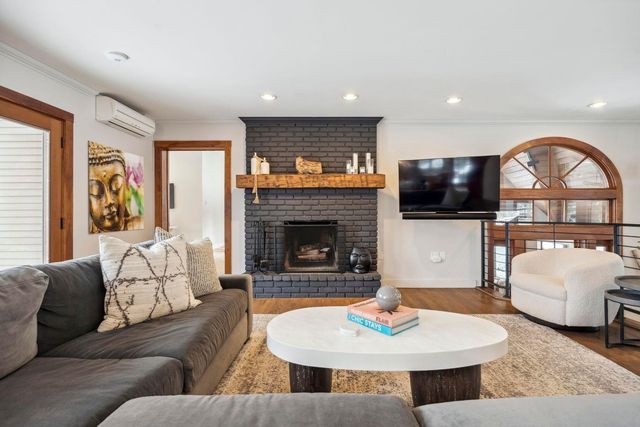 108 North Hill Road, Stowe, VT 05672