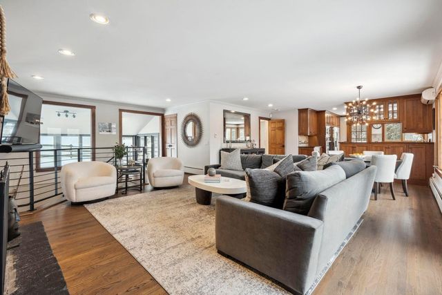 108 North Hill Road, Stowe, VT 05672