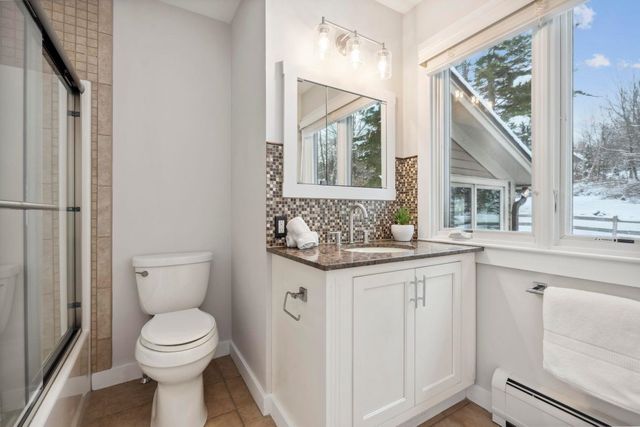 108 North Hill Road, Stowe, VT 05672