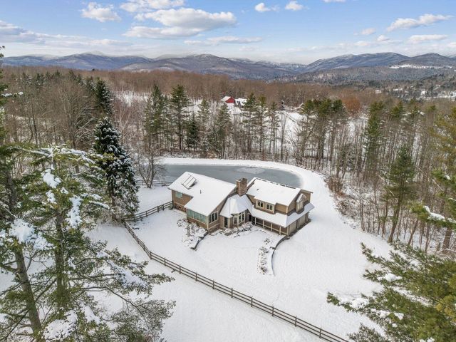 108 North Hill Road, Stowe, VT 05672