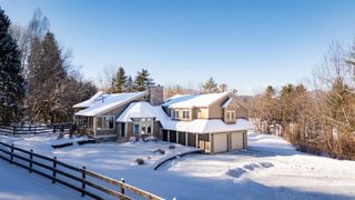 108 North Hill Road, Stowe, VT 05672