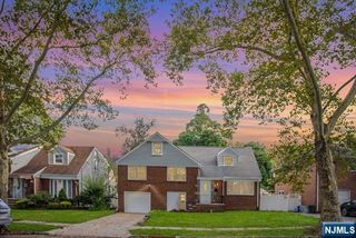 142 Van Buskirk Road, Teaneck, NJ 07666