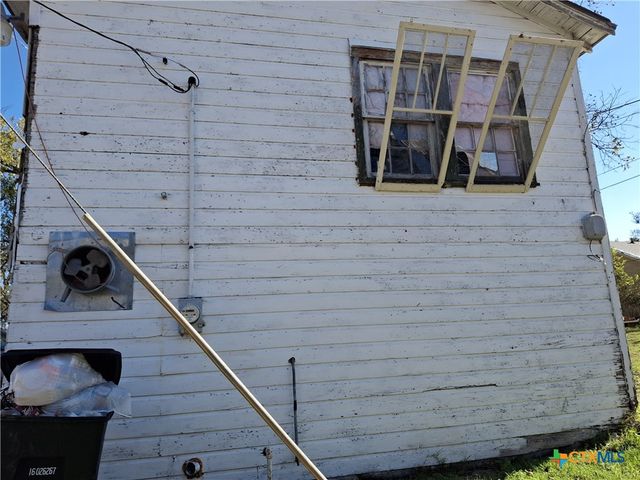 618 N 1st Street, Temple, TX 76501