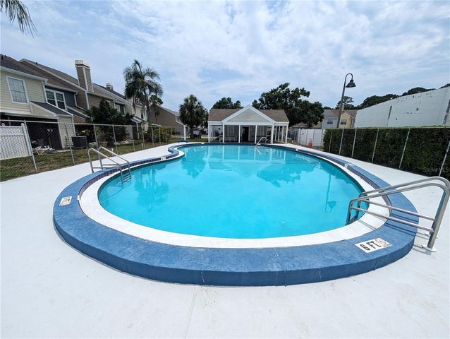 6740 121ST AVENUE 6, Largo, FL 33773