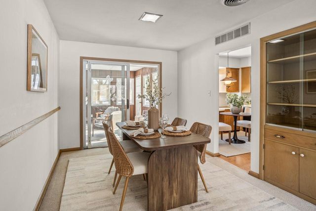 3260 Nassau DRIVE, Brookfield, WI 53045