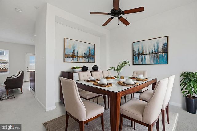 886 LOWE RD, Middle River, MD 21220