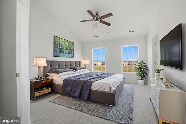 886 LOWE RD, Middle River, MD 21220