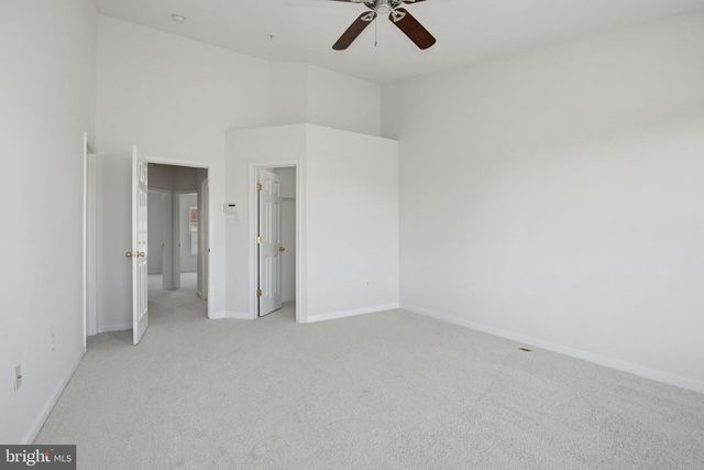 886 LOWE RD, Middle River, MD 21220