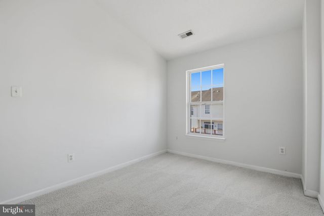 886 LOWE RD, Middle River, MD 21220