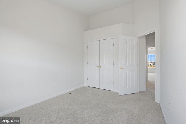 886 LOWE RD, Middle River, MD 21220