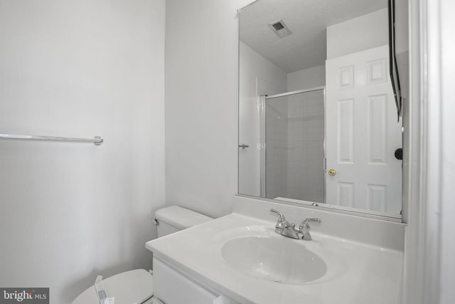 886 LOWE RD, Middle River, MD 21220