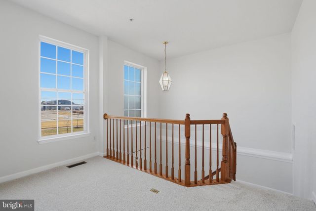 886 LOWE RD, Middle River, MD 21220