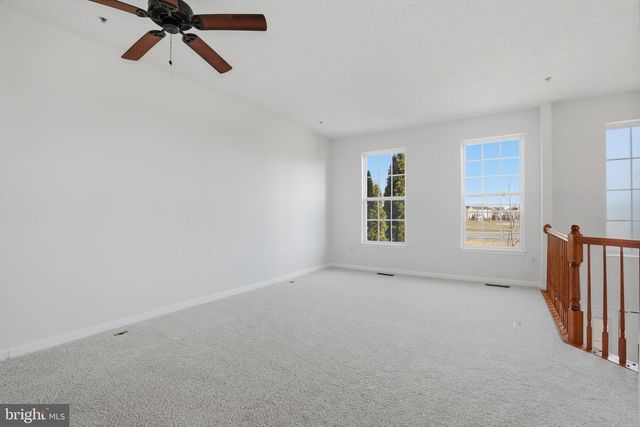 886 LOWE RD, Middle River, MD 21220