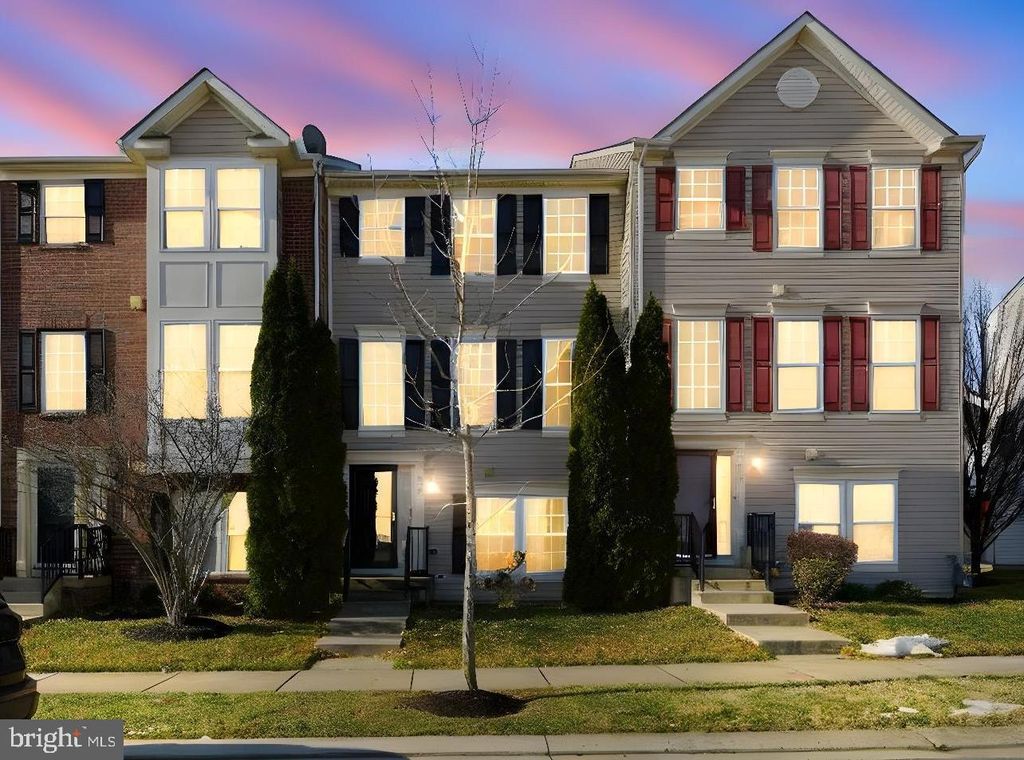 886 LOWE RD, Middle River, MD 21220