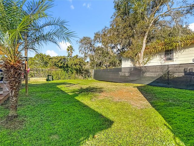 102 NE 9TH STREET, Mulberry, FL 33860