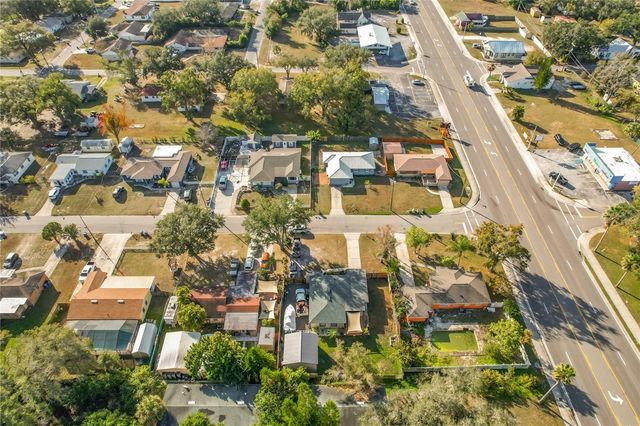 102 NE 9TH STREET, Mulberry, FL 33860