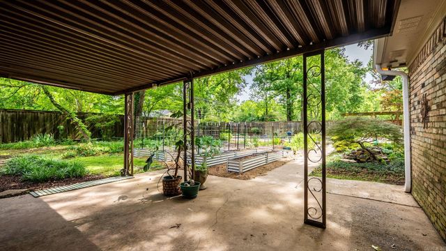 4 Ironwood Drive, Conway, AR 72034