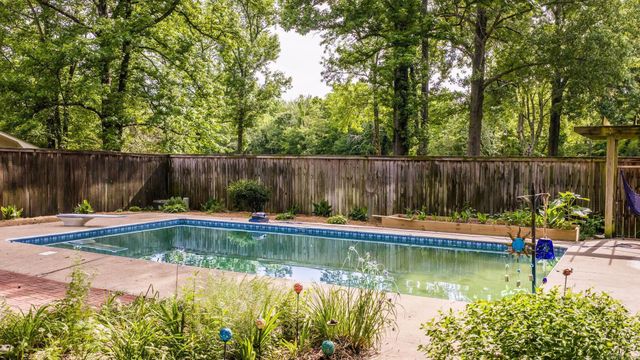 4 Ironwood Drive, Conway, AR 72034
